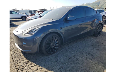 tesla-model-all-wheel-drive - 0