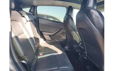 Tesla MODEL ALL WHEEL DRIVE - автомобили, коли, обяви за нови и употребявани 9