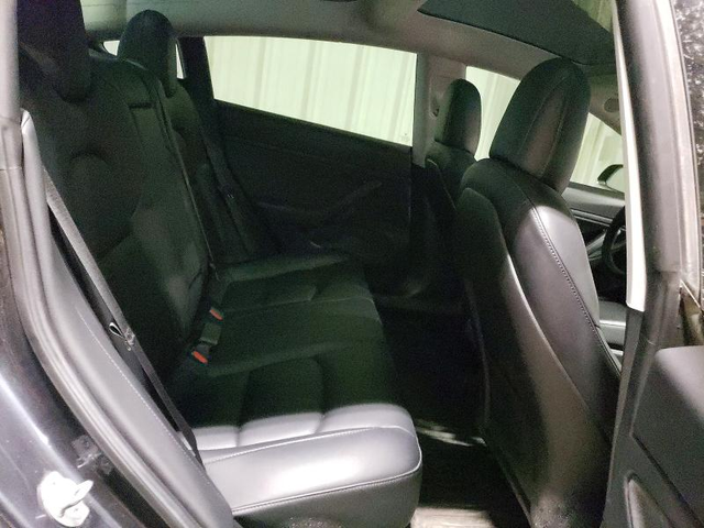 Tesla MODEL ALL WHEEL DRIVE - автомобили, коли, обяви за нови и употребявани 9