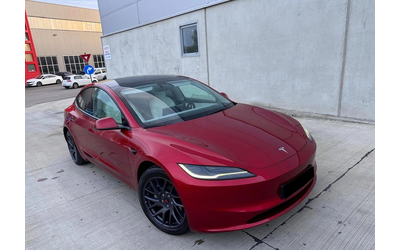 tesla-model-model-3-dual-motor-performance - 0