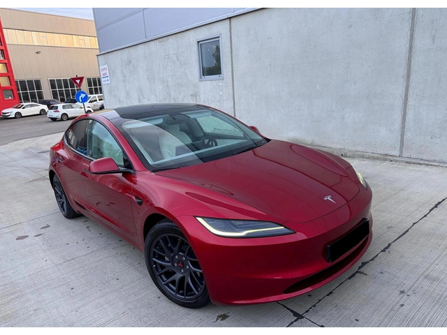 TESLA Model Model 3 Dual Motor Performance - автомобили, коли, обяви за нови и употребявани 0