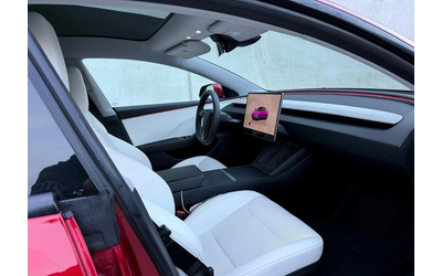 TESLA Model Model 3 Dual Motor Performance - автомобили, коли, обяви за нови и употребявани 11