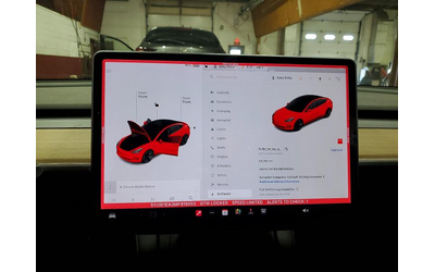 Tesla MODEL REAR WHEEL DRIVE - автомобили, коли, обяви за нови и употребявани 9