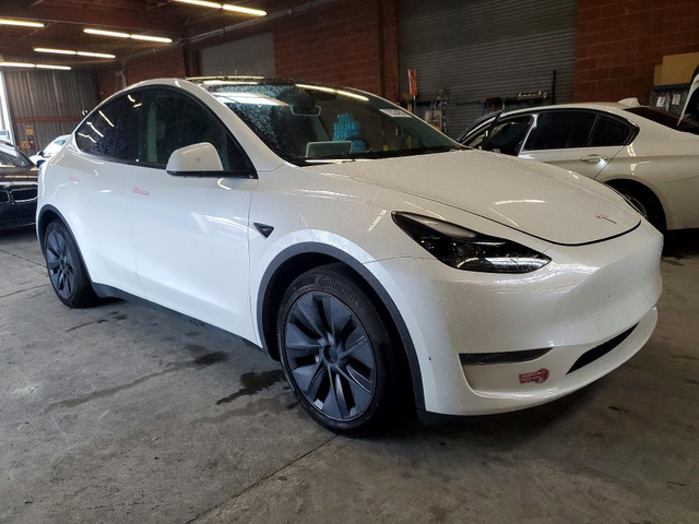 Tesla MODEL Rear-wheel drive - автомобили, коли, обяви за нови и употребявани 4