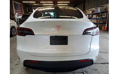 Tesla MODEL Rear-wheel drive - автомобили, коли, обяви за нови и употребявани 6