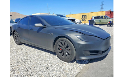 tesla-model-s - 4