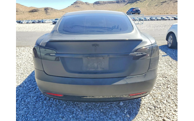 tesla-model-s - 5