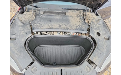 Tesla Model S PLAID - автомобили, коли, обяви за нови и употребявани 10