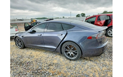 tesla-model-s - 1