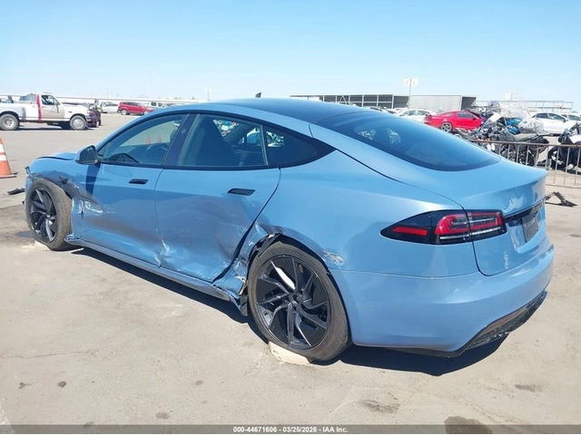 Tesla Model S AWD - автомобили, коли, обяви за нови и употребявани 3