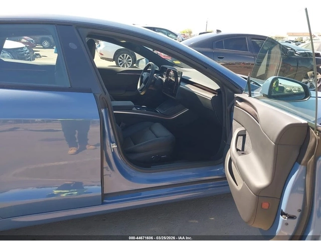 Tesla Model S AWD - автомобили, коли, обяви за нови и употребявани 7