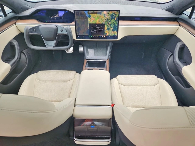 Tesla Model S AWD - автомобили, коли, обяви за нови и употребявани 7