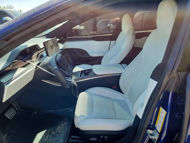 Tesla Model S PLAID - автомобили, коли, обяви за нови и употребявани 6