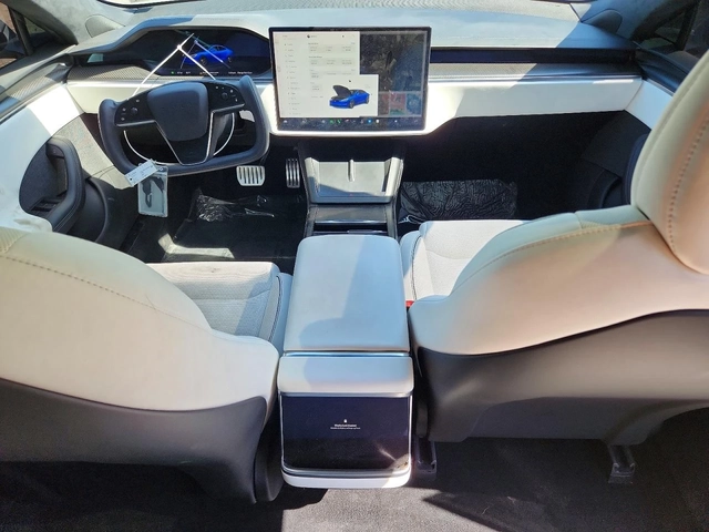 Tesla Model S PLAID - автомобили, коли, обяви за нови и употребявани 7