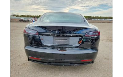 tesla-model-s - 4