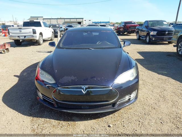 Tesla Model S ELECTRIC All Wheel Drive - автомобили, коли, обяви за нови и употребявани 10