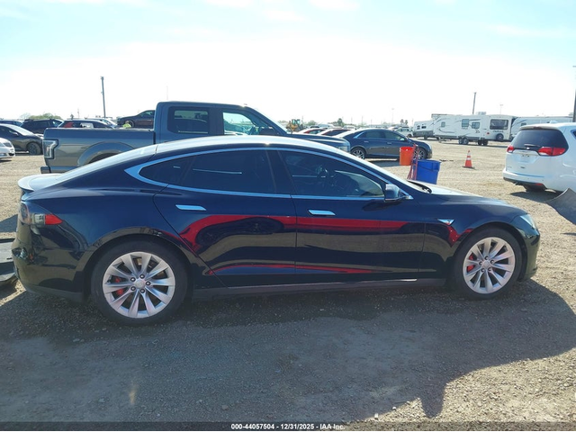 Tesla Model S ELECTRIC All Wheel Drive - автомобили, коли, обяви за нови и употребявани 11