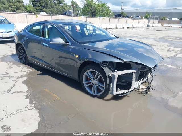 Tesla Model S ELECTRIC Rear Wheel Drive - автомобили, коли, обяви за нови и употребявани 0