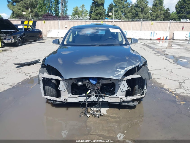 Tesla Model S ELECTRIC Rear Wheel Drive - автомобили, коли, обяви за нови и употребявани 12