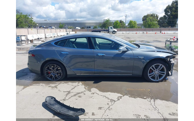 Tesla Model S ELECTRIC Rear Wheel Drive - автомобили, коли, обяви за нови и употребявани 13