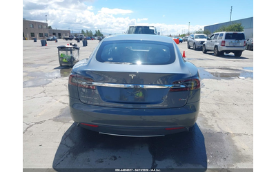 Tesla Model S ELECTRIC Rear Wheel Drive - автомобили, коли, обяви за нови и употребявани 16
