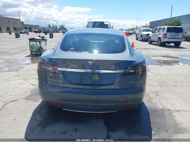 Tesla Model S ELECTRIC Rear Wheel Drive - автомобили, коли, обяви за нови и употребявани 16