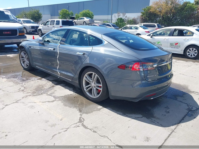 Tesla Model S ELECTRIC Rear Wheel Drive - автомобили, коли, обяви за нови и употребявани 2