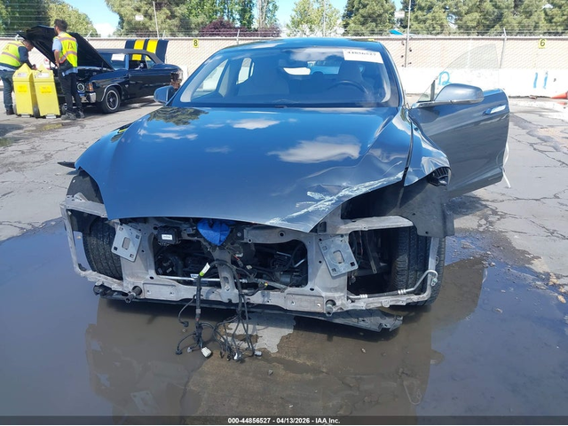 Tesla Model S ELECTRIC Rear Wheel Drive - автомобили, коли, обяви за нови и употребявани 5