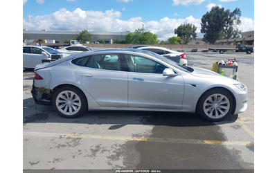 Tesla Model S ELECTRIC Rear Wheel Drive - автомобили, коли, обяви за нови и употребявани 12