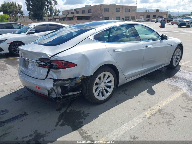 Tesla Model S ELECTRIC Rear Wheel Drive - автомобили, коли, обяви за нови и употребявани 3