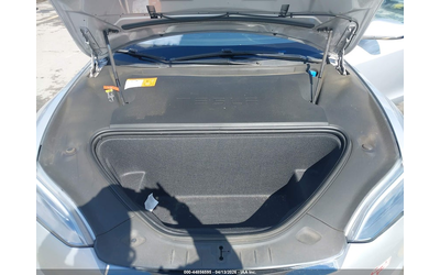 Tesla Model S ELECTRIC Rear Wheel Drive - автомобили, коли, обяви за нови и употребявани 9