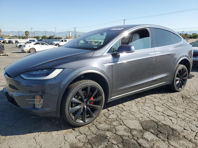 Tesla Model X AWD* PANO* ПОДГРЕВ* KEYLESS - автомобили, коли, обяви за нови и употребявани 0