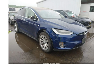 tesla-model-x - 2