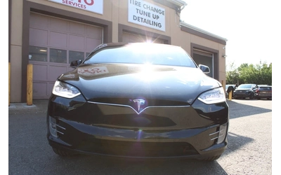 tesla-model-x - 1