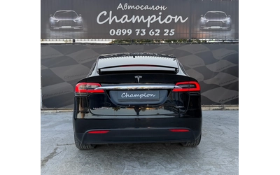 tesla-model-x - 4