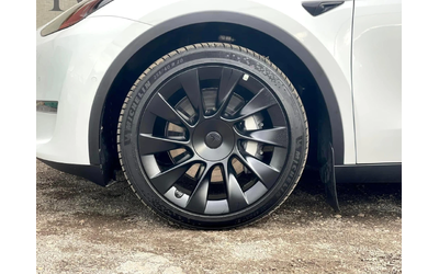 Tesla Model Y Long range* Dual motor - автомобили, коли, обяви за нови и употребявани 12