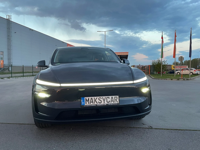 Tesla Model Y LONG RANGE НОВА - автомобили, коли, обяви за нови и употребявани 1
