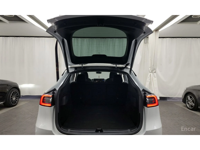 Tesla Model Y Long Range AWD* PANORAMA* - автомобили, коли, обяви за нови и употребявани 13