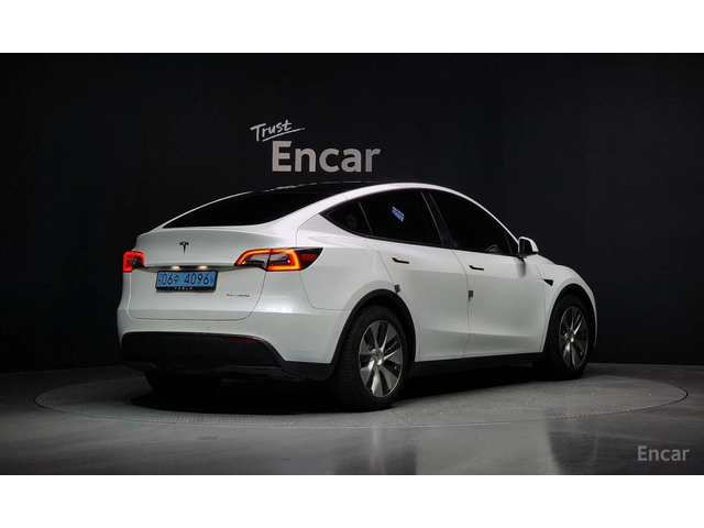 Tesla Model Y Long Range AWD* PANORAMA* - автомобили, коли, обяви за нови и употребявани 2