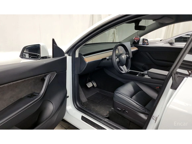 Tesla Model Y Long Range AWD* PANORAMA* - автомобили, коли, обяви за нови и употребявани 5