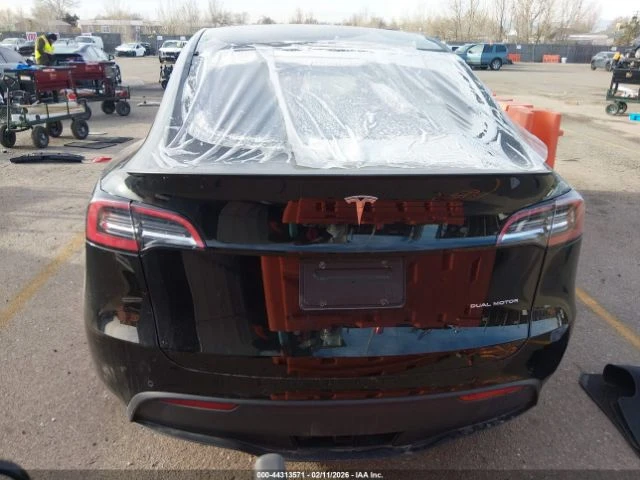 Tesla Model Y * PERFORMANCE* DUAL MOTOR* AWD* - автомобили, коли, обяви за нови и употребявани 13