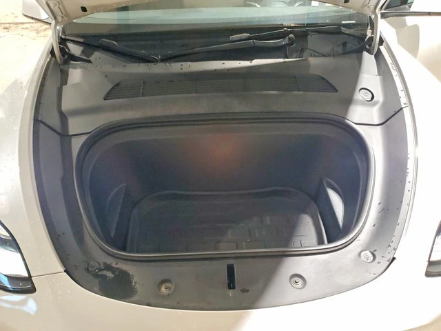 Tesla Model Y MODEL Y* Long Range* AWD* - автомобили, коли, обяви за нови и употребявани 10