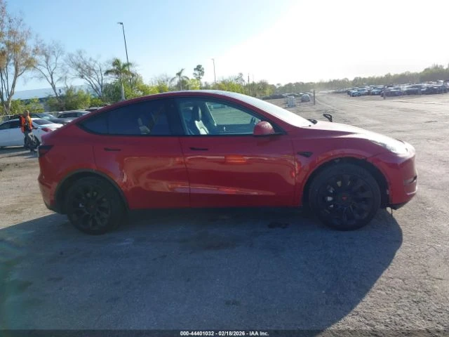 Tesla Model Y AWD* DUALMOTOR* KEYLESS* КАМЕРА* - автомобили, коли, обяви за нови и употребявани 3
