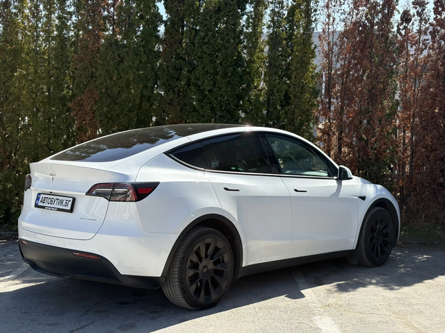 Tesla Model Y Long Range AWD Платен Full Self-Driving пакет - автомобили, коли, обяви за нови и употребявани 3