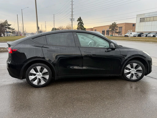 Tesla Model Y Long Range* AWD* АвтоКредит* (ЦЕНА ДО БГ) - автомобили, коли, обяви за нови и употребявани 3