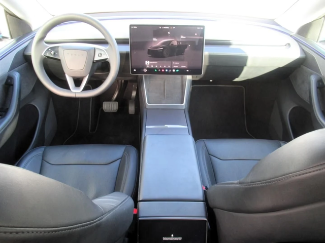 Tesla Model Y 83.1 kWh Long Range Dual Motor AWD - автомобили, коли, обяви за нови и употребявани 13