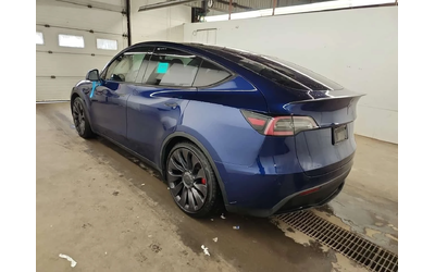 tesla-model-y - 3
