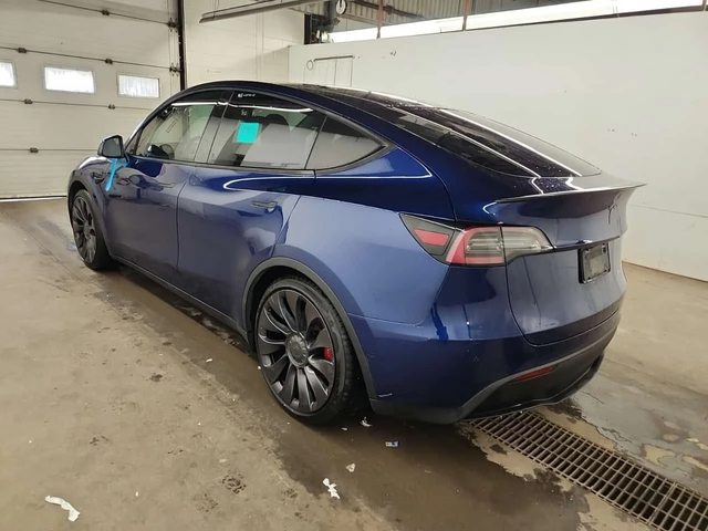 Tesla Model Y * LONG RANGE* ПОДГРЕВ* PANO* - автомобили, коли, обяви за нови и употребявани 3