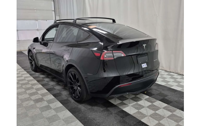 tesla-model-y - 3