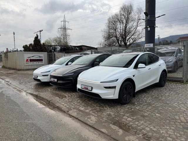 Tesla Model Y Juniper-2025\Standart, long-range 4x4 или Launch - автомобили, коли, обяви за нови и употребявани 3